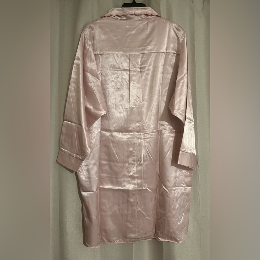 Ashley Taylor Pink Satin Embroidered Nightshirt Top L - Picture 4 of 5